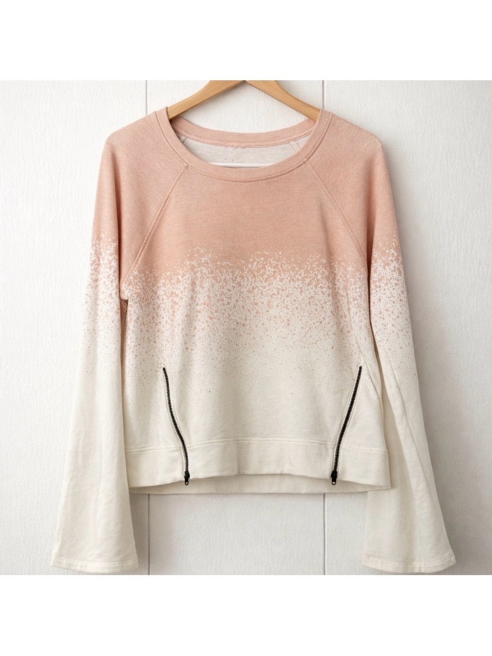 Calia by Carrie Underwood Ombre Sweatshirt Medium Pink Cream